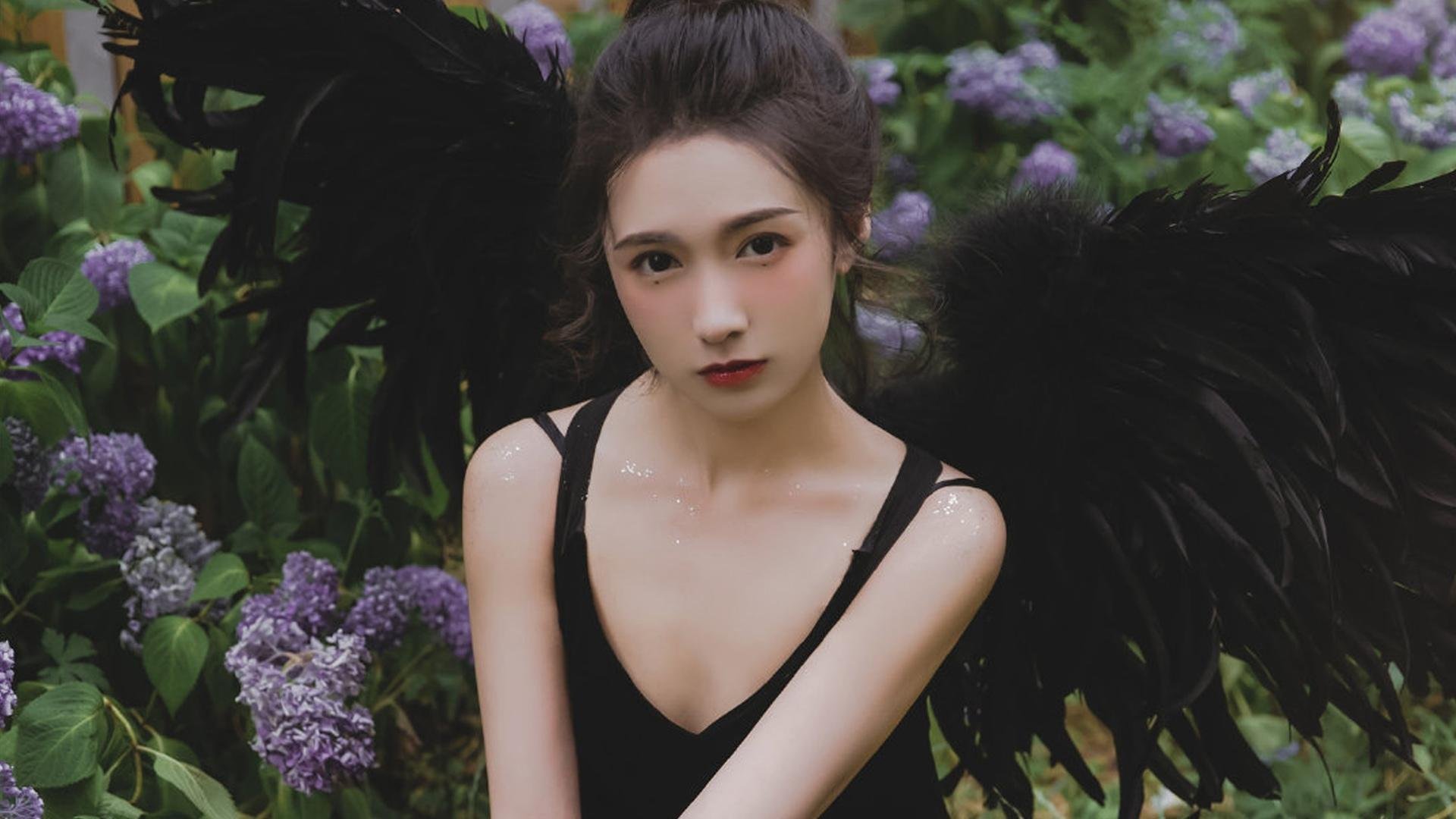 乡村传统划龙舟赛，传承古老的水上文化，划龙舟大赛